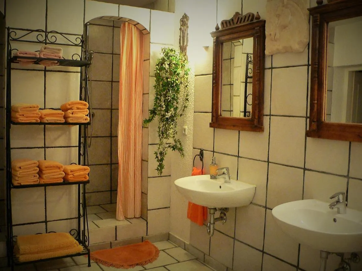 Ferienhaus Kutscherhaus Casa Chabeli - Berlin, Max 11 Personen