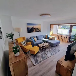 https://ruhige-70-qm-mit-bergromantik.com-bavaria.com