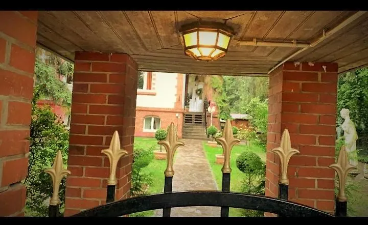 Ferienhaus Kutscherhaus Casa Chabeli - Berlin, Max 11 Personen Holiday home Berlin