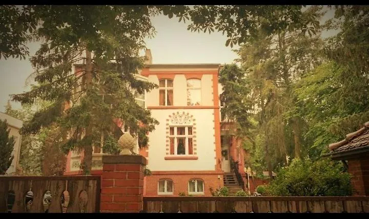 Ferienhaus Kutscherhaus Casa Chabeli - Berlin, Max 11 Personen Berlin