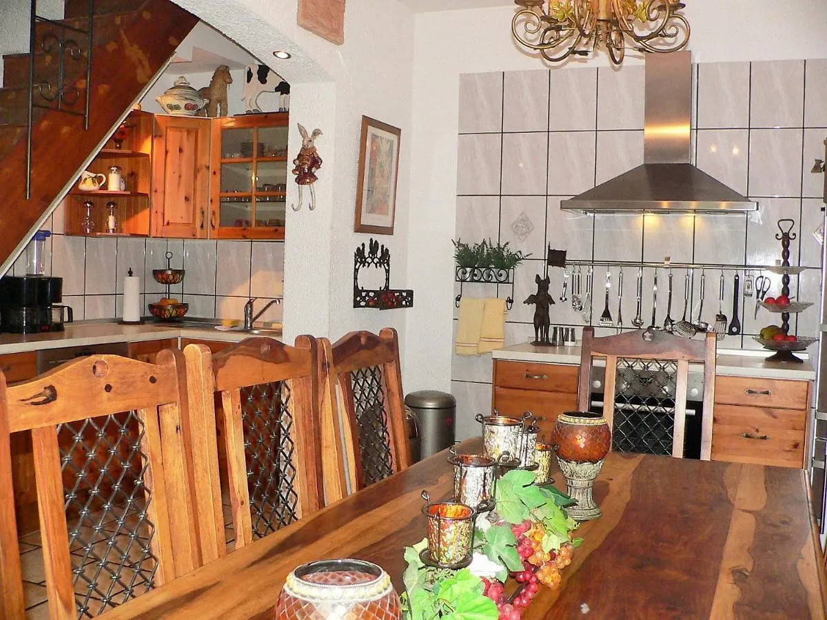 Ferienhaus Kutscherhaus Casa Chabeli - Berlin, Max 11 Personen Germany